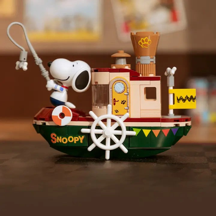 Peanuts Snoopy Steam Boat 3D Bricks Puzzle
